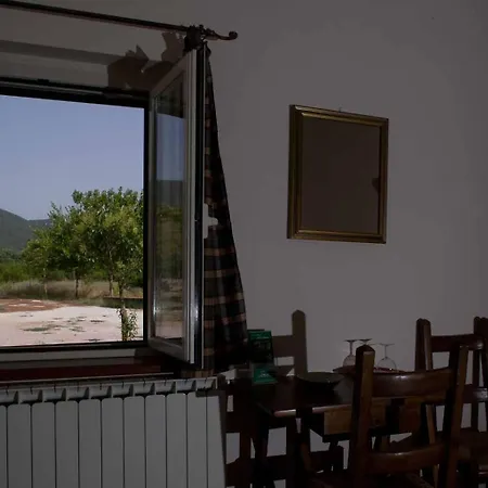 Orsini Farmház Massa Martana